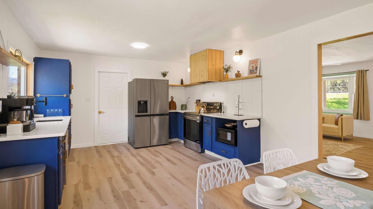 Photo of Kitchen in Deep Water