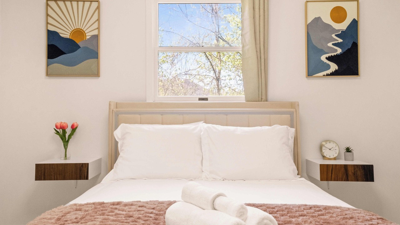 Photo of Bedroom in Deep Water