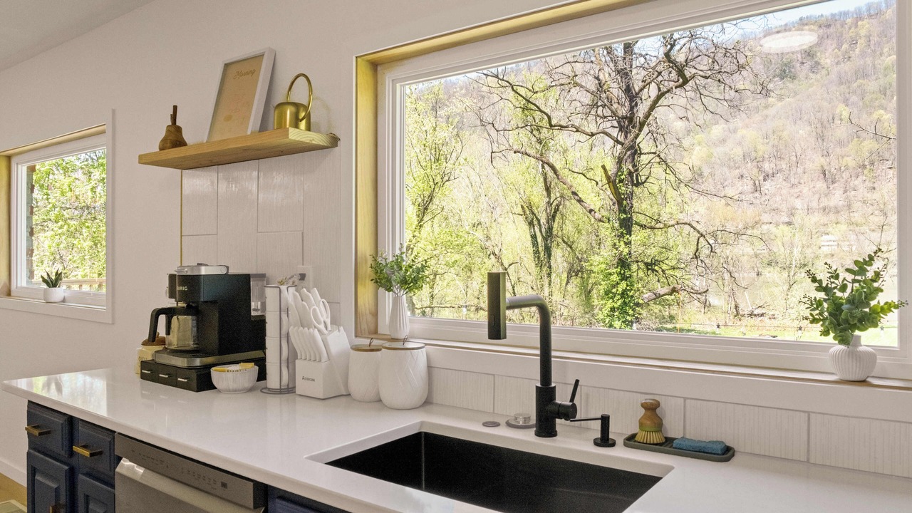 Photo of Kitchen in Deep Water