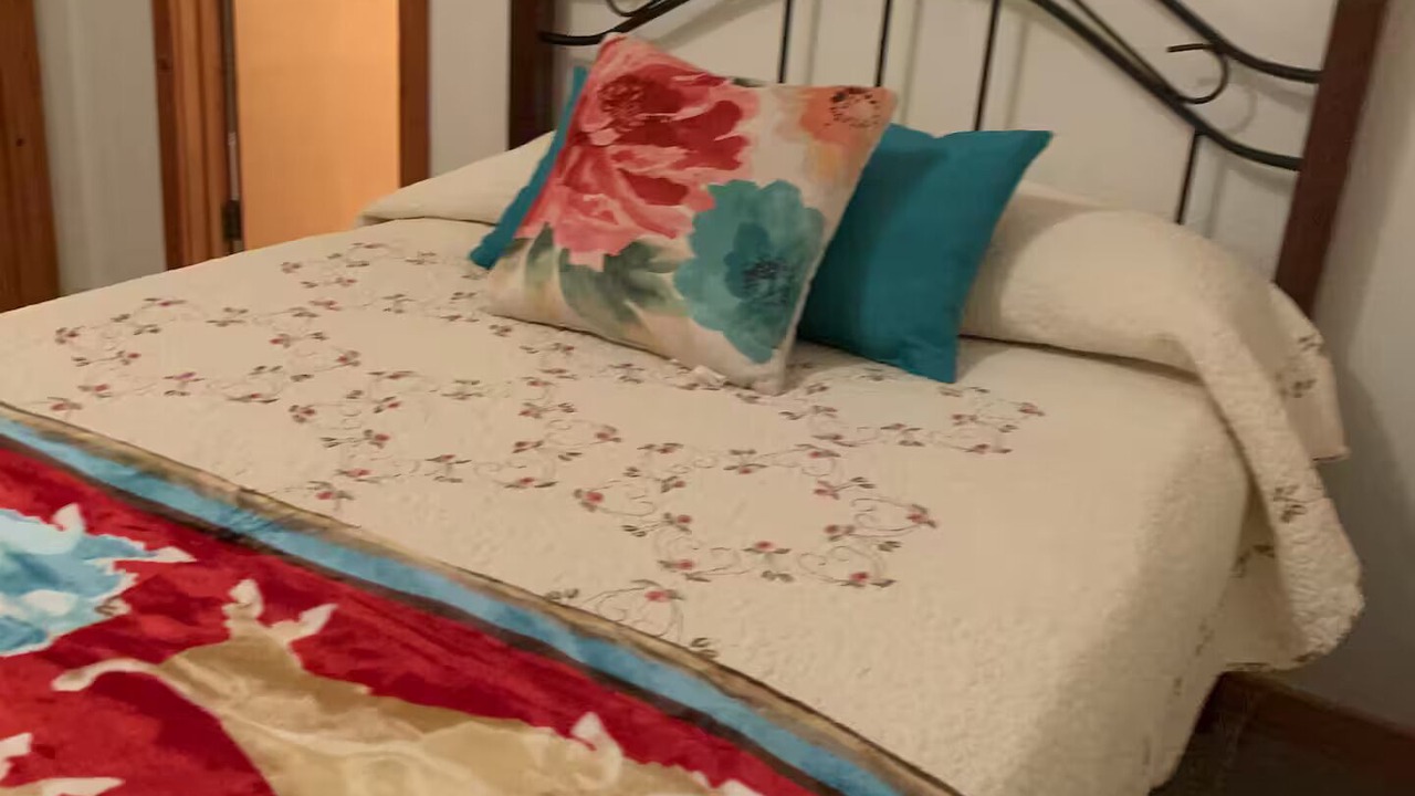 Photo of Bedroom in Arroyo Seco