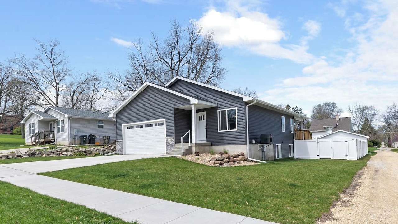 Photo of Outdoor in Cedar Falls
