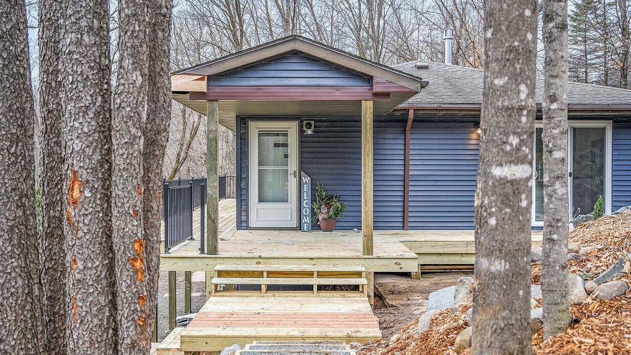 Photo of Patio Balcony in St Croix Falls