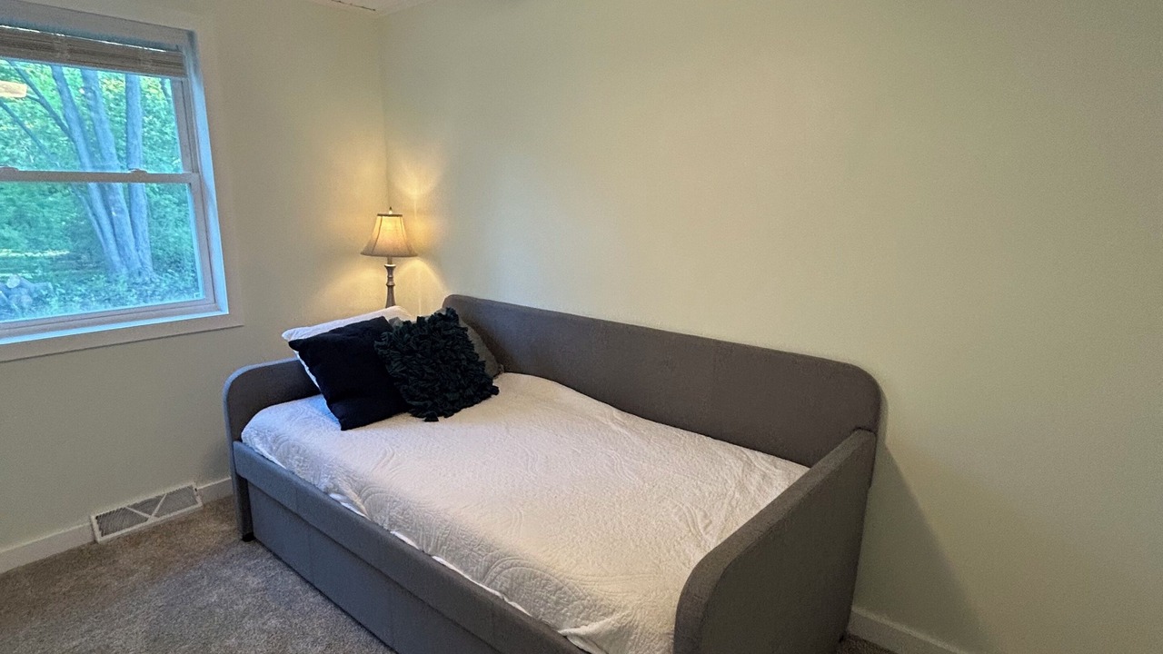 Photo of Bedroom in Spring Lake