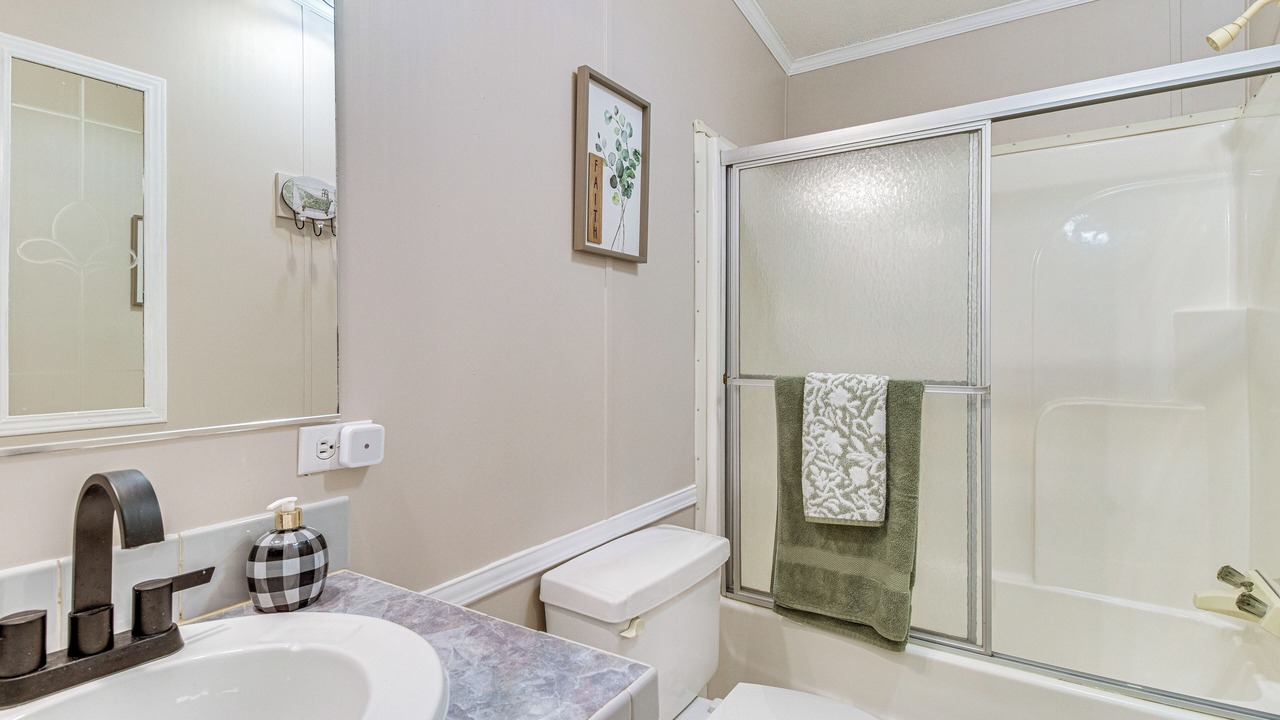 Photo of Bathroom in Elizabeth