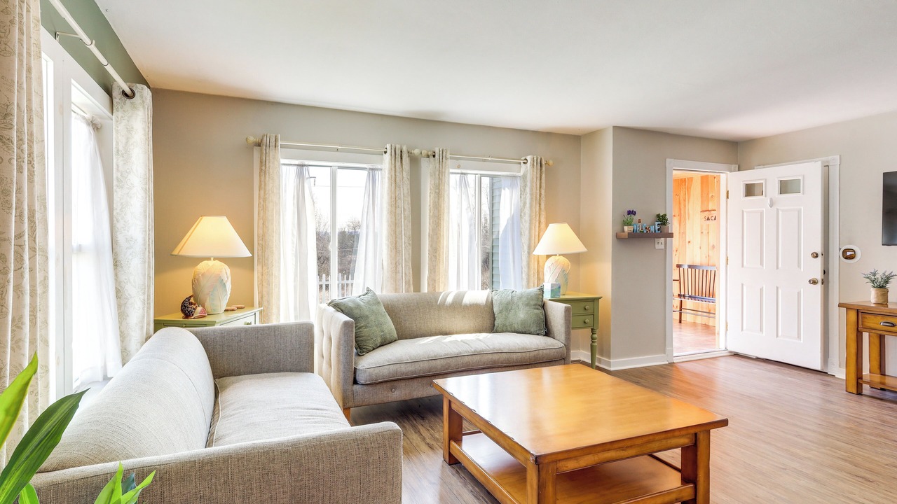 Photo of Livingroom in Mayfield