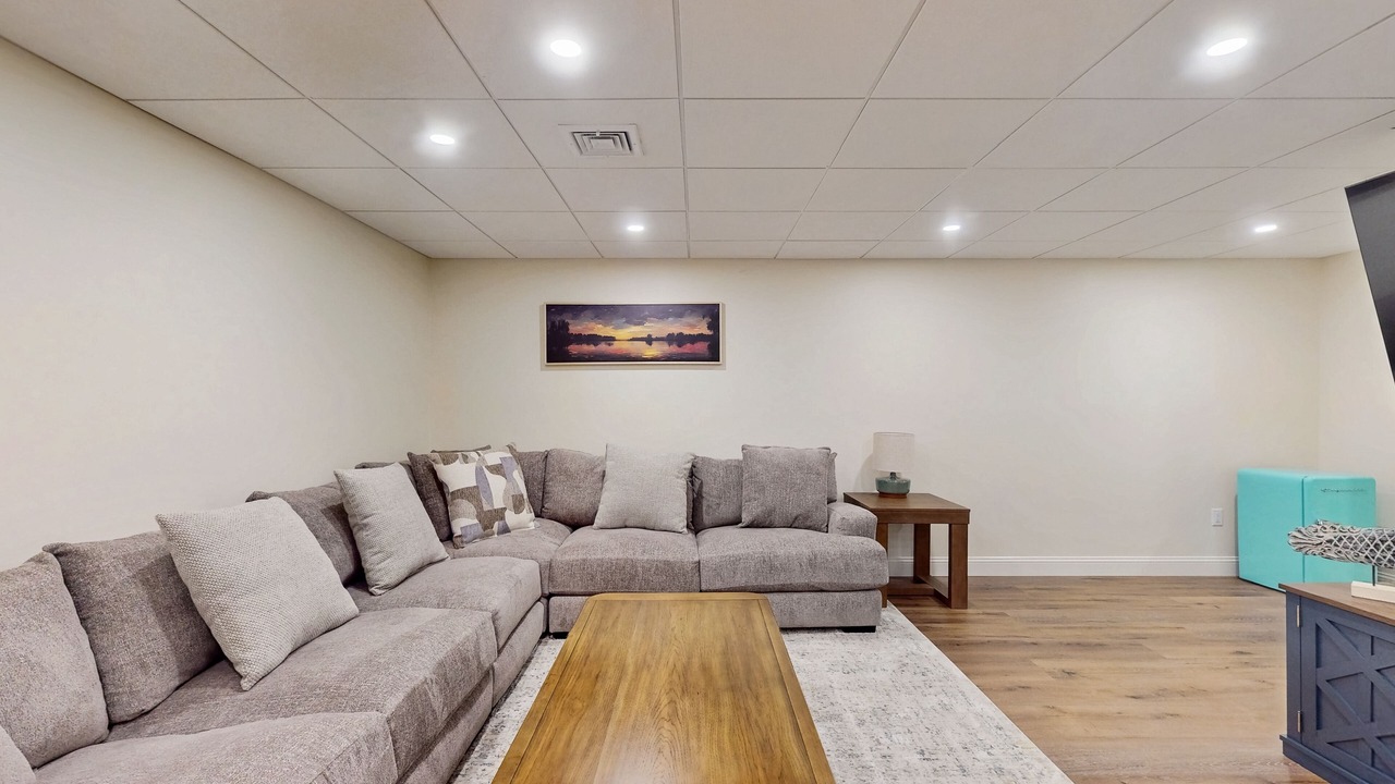Photo of Livingroom in Malletts Bay