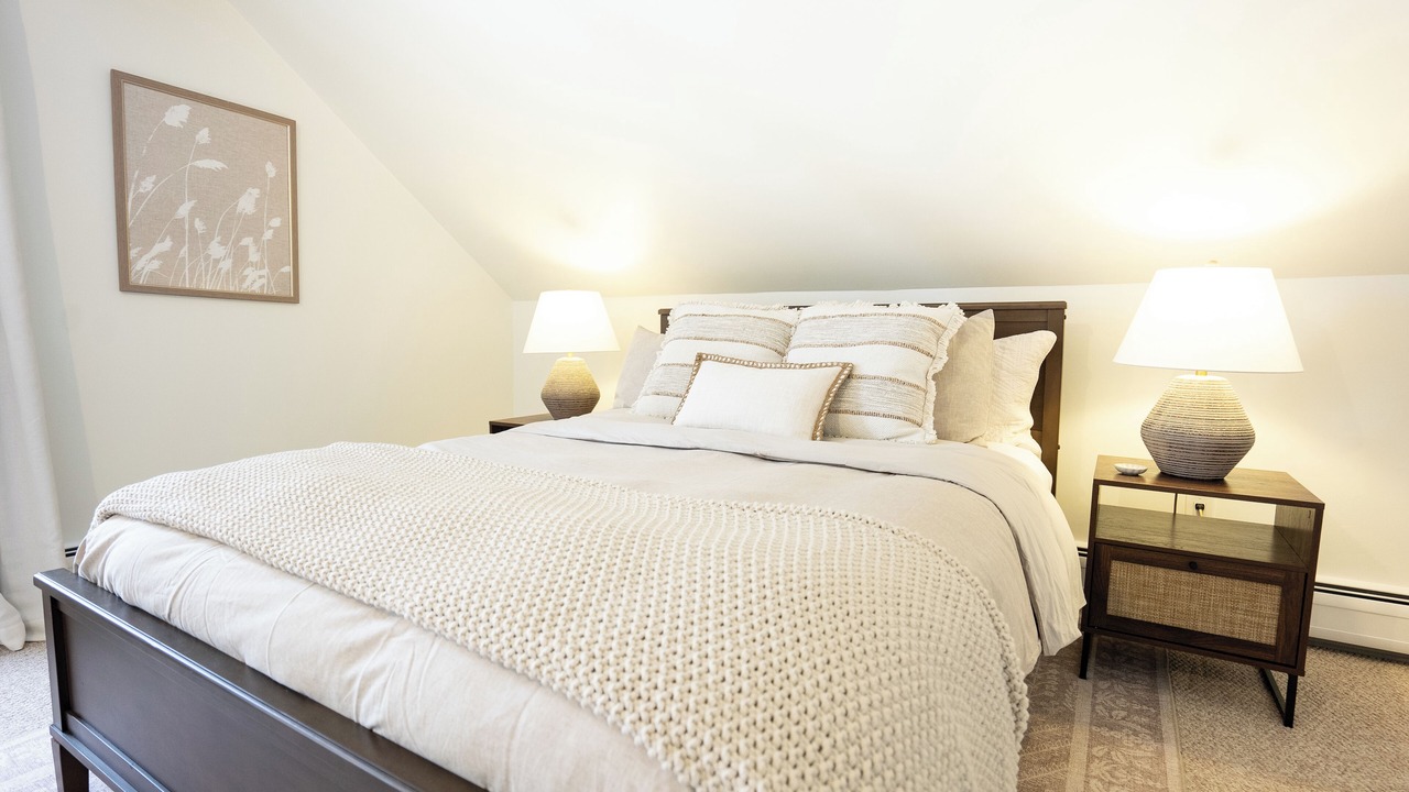 Photo of Bedroom in Waterbury Center