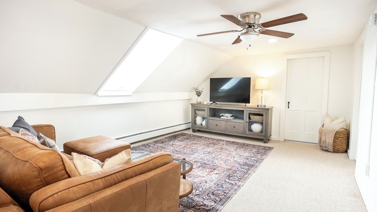 Photo of Livingroom in Waterbury Center