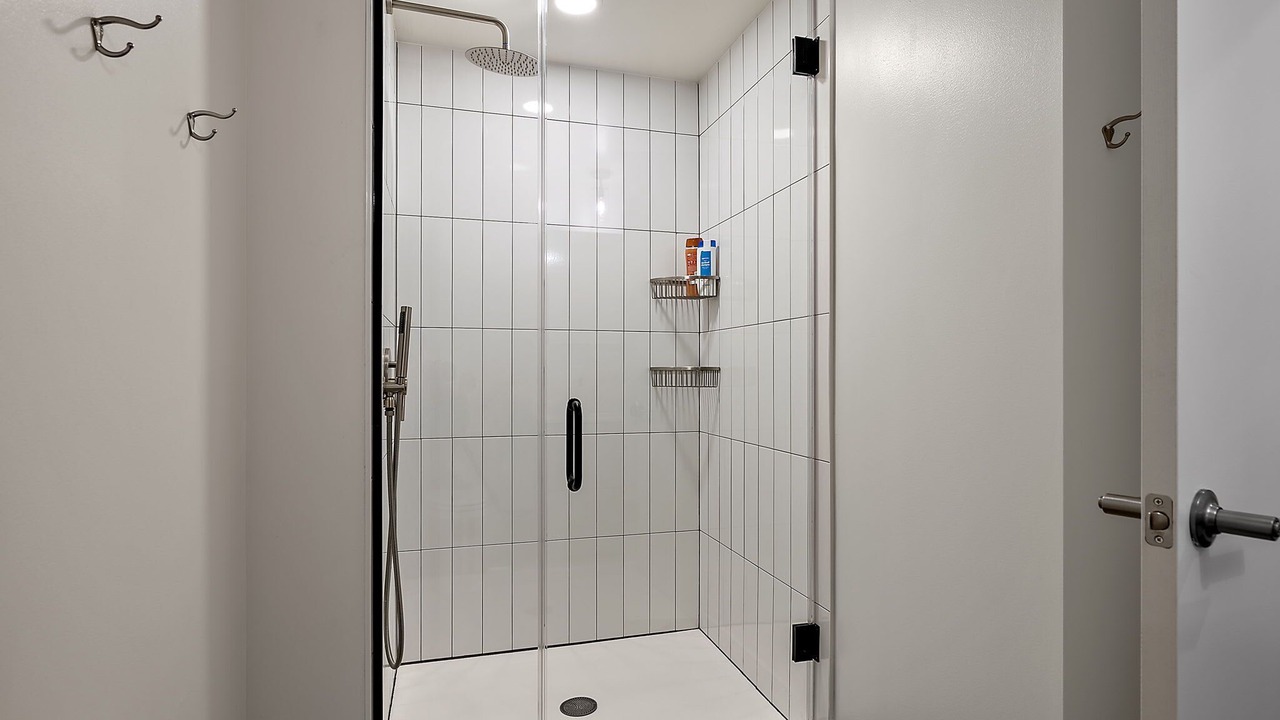 Photo of Bathroom in Warehouse District