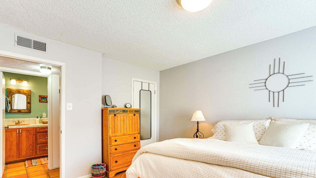 Photo of Bedroom in Northeast Santa Fe