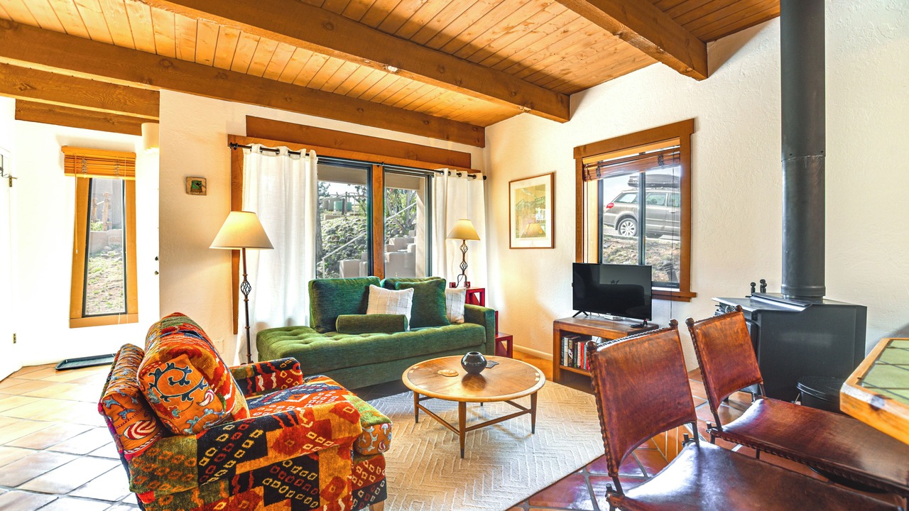 Photo of Livingroom in Northeast Santa Fe