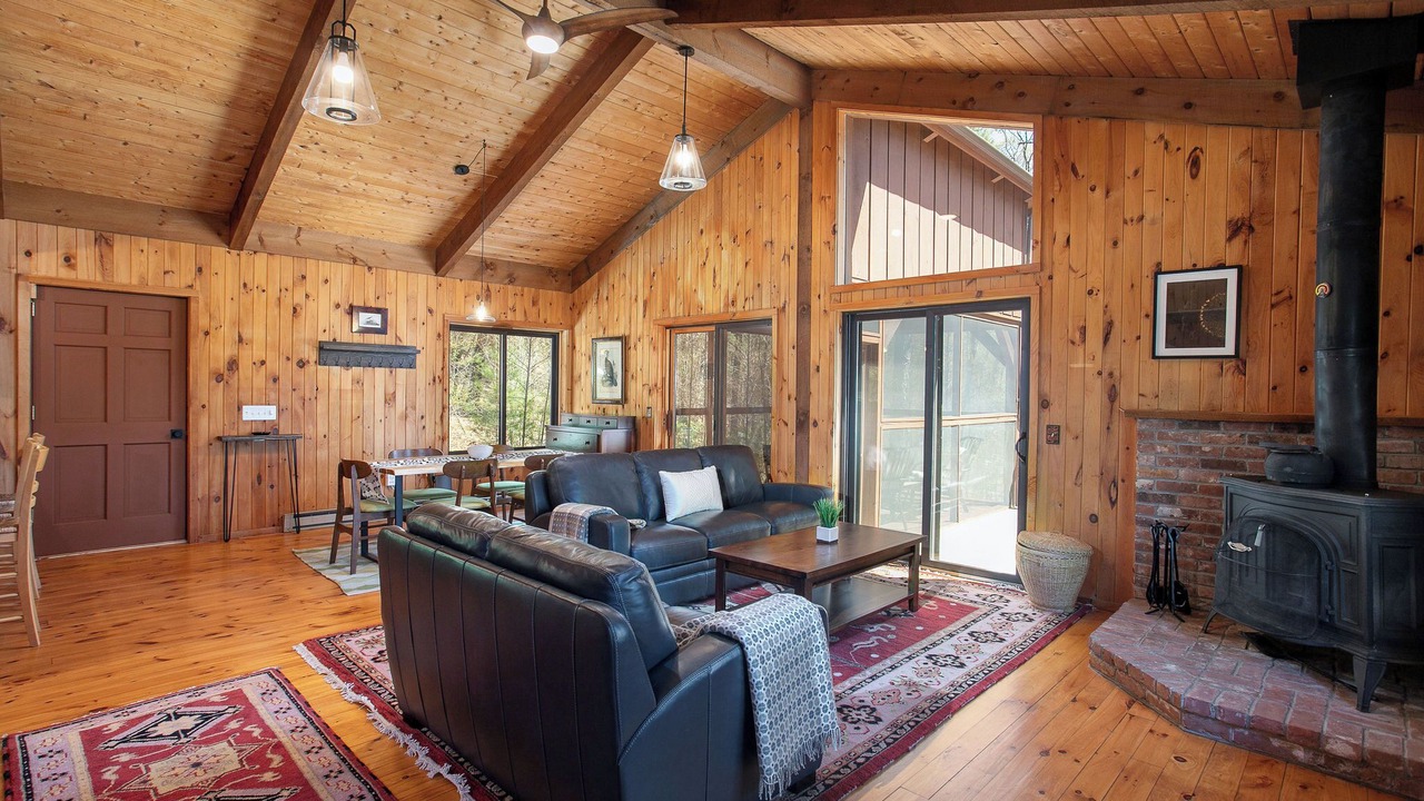 Photo of Livingroom in Otis