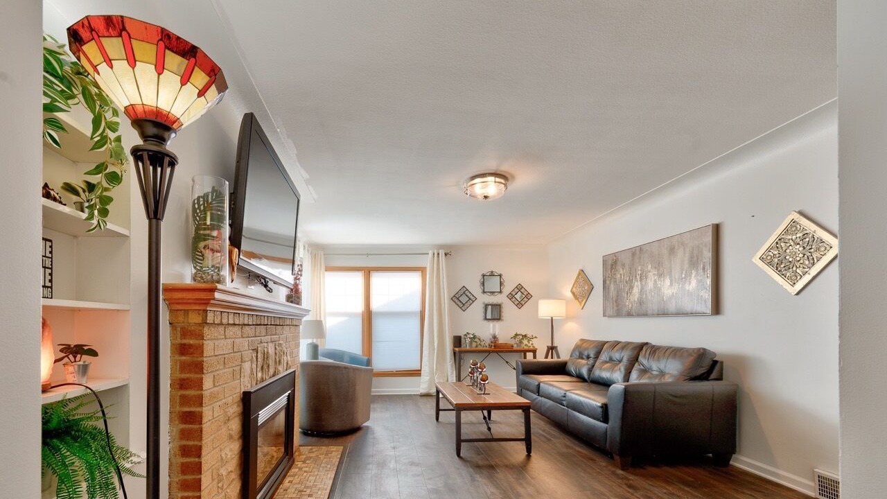 Photo of Livingroom in Hale