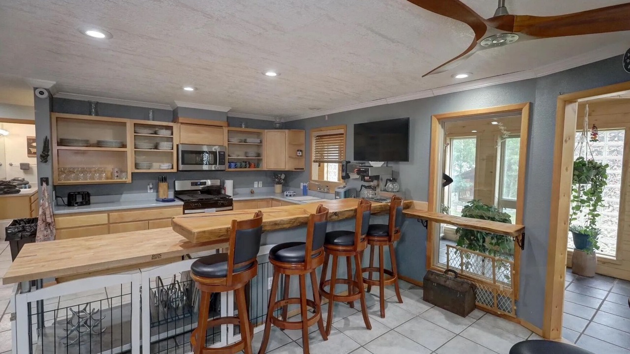Photo of Kitchen in Red River