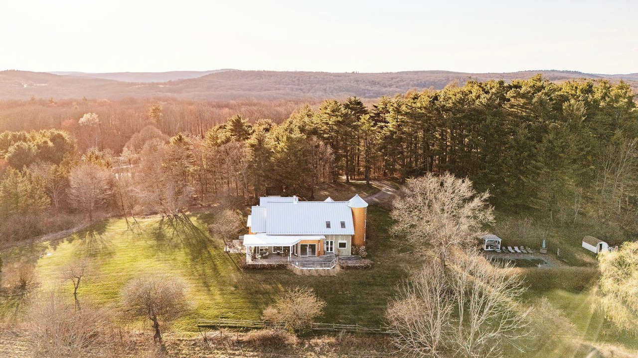 Photo of Outdoor in Bantam