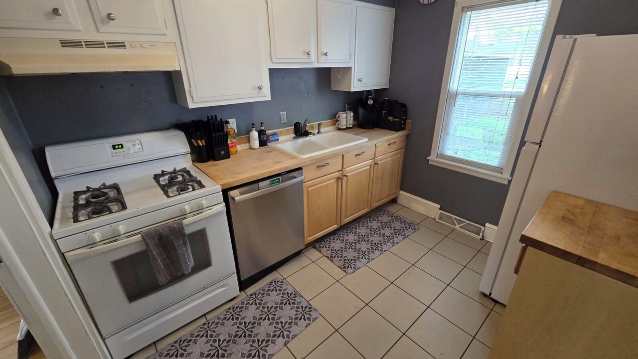 Photo of Kitchen in West Seventh