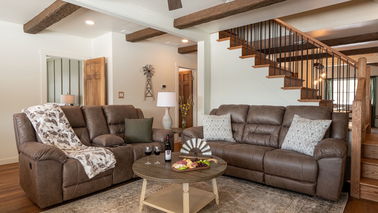 Photo of Livingroom in Jeffersonville