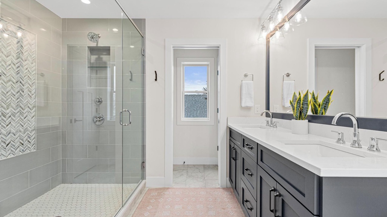 Photo of Bathroom in Kenny