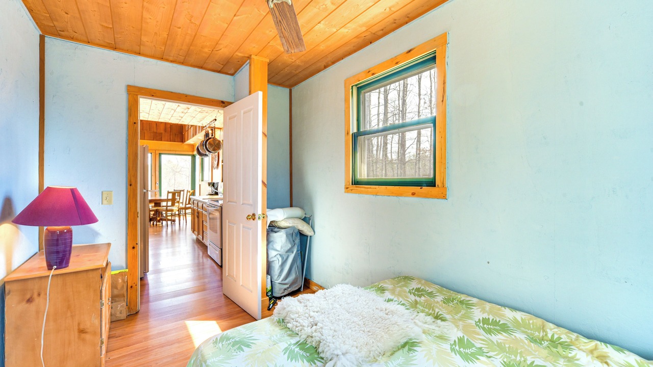 Photo of Bedroom in Trego