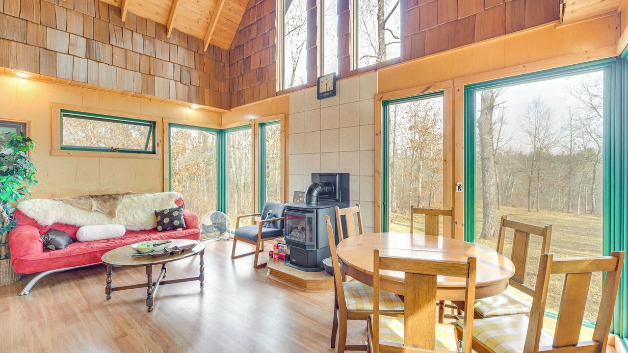 Photo of Livingroom in Trego