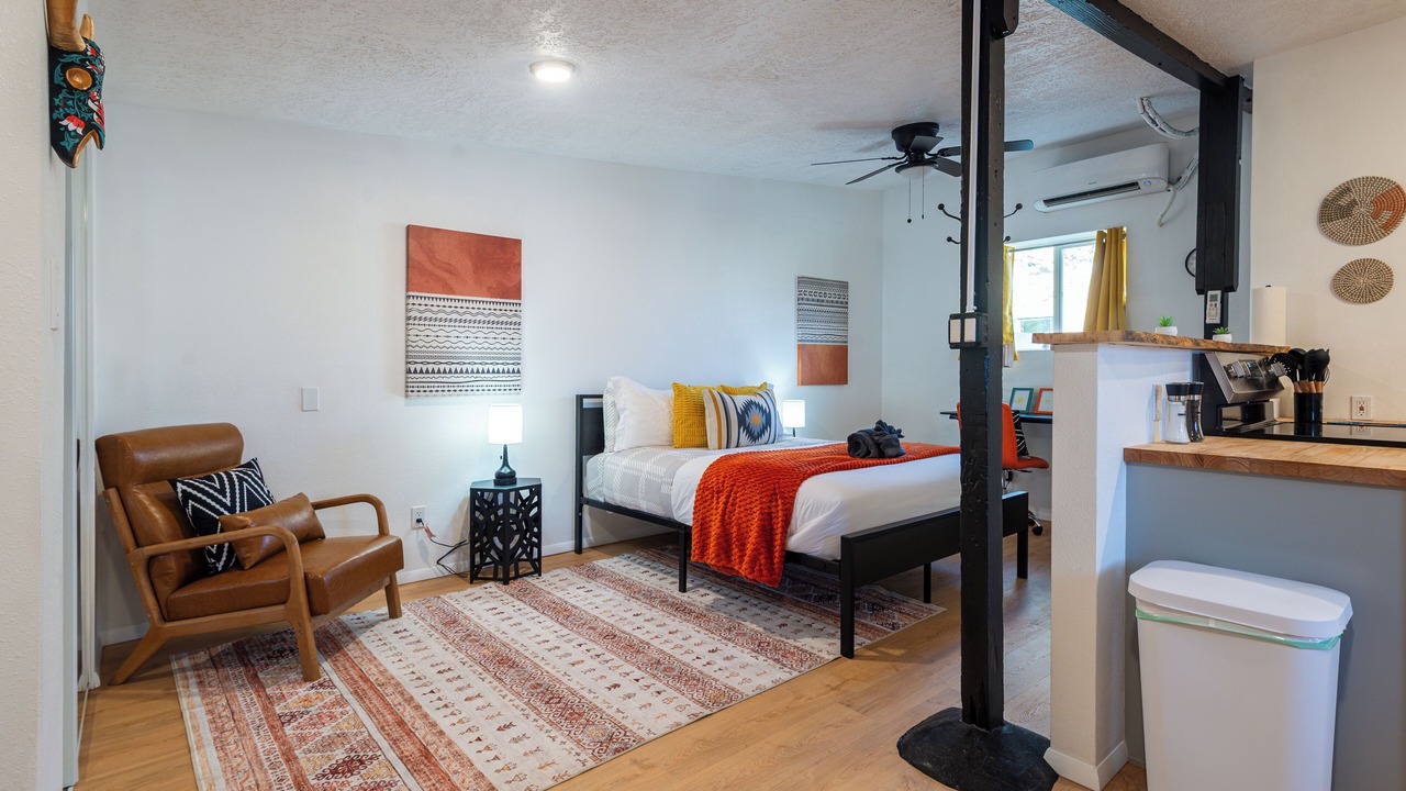 Photo of Bedroom in Nob Hill