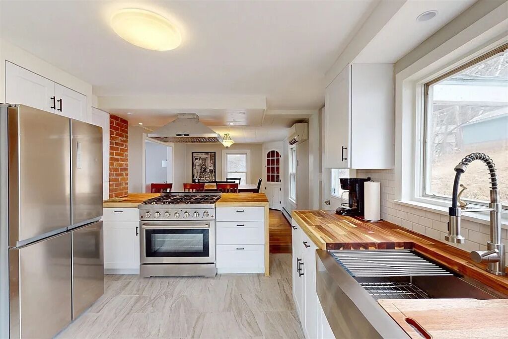 Photo of Kitchen in Shelburne