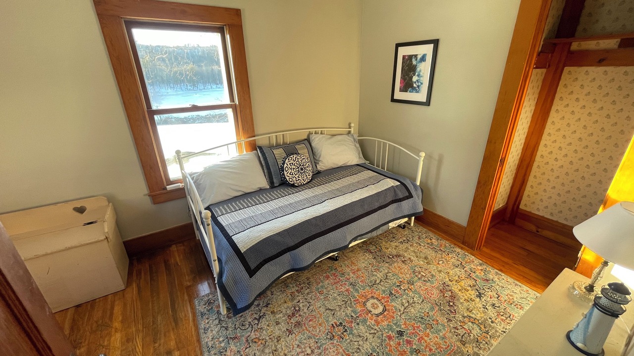 Photo of Bedroom in Shelburne