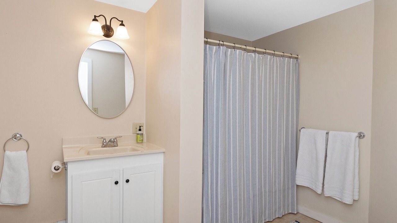 Photo of Bathroom in Middlebury