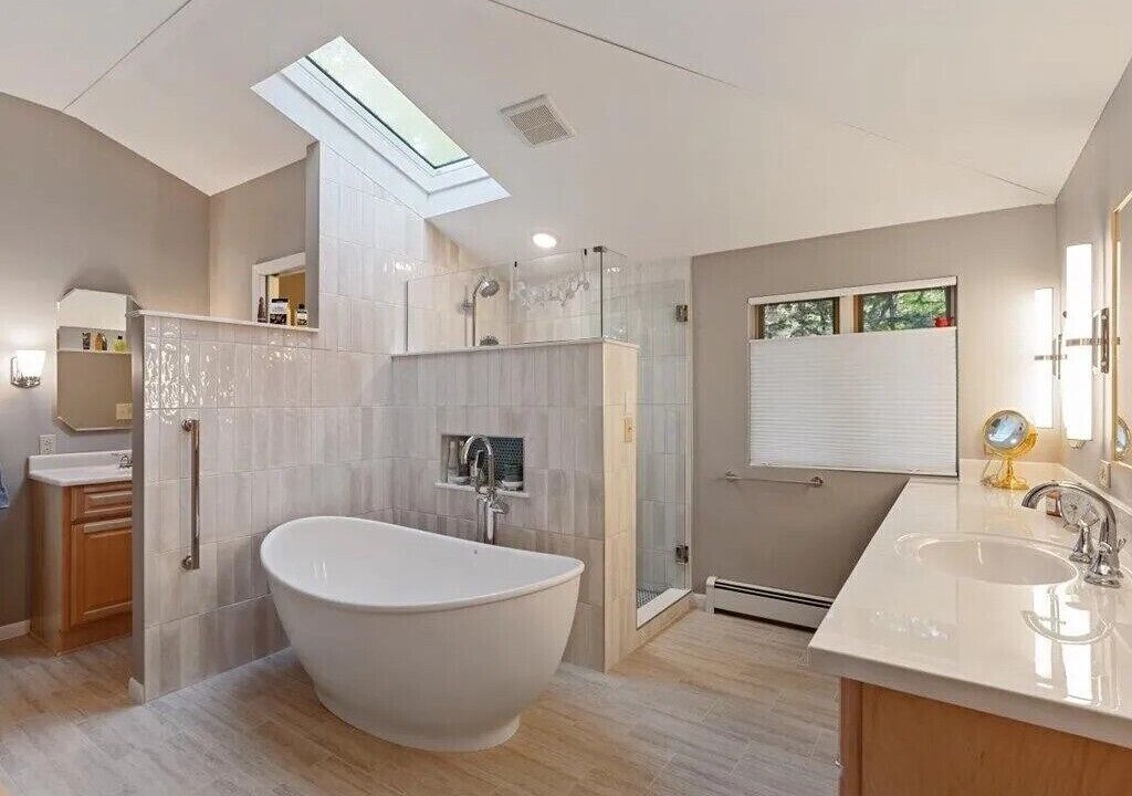 Photo of Bathroom in Crosslake