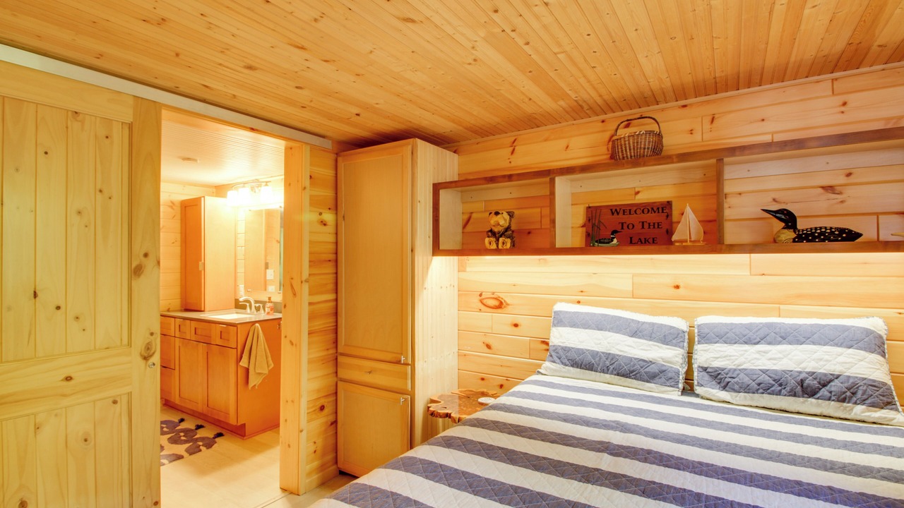 Photo of Bedroom in Deer River