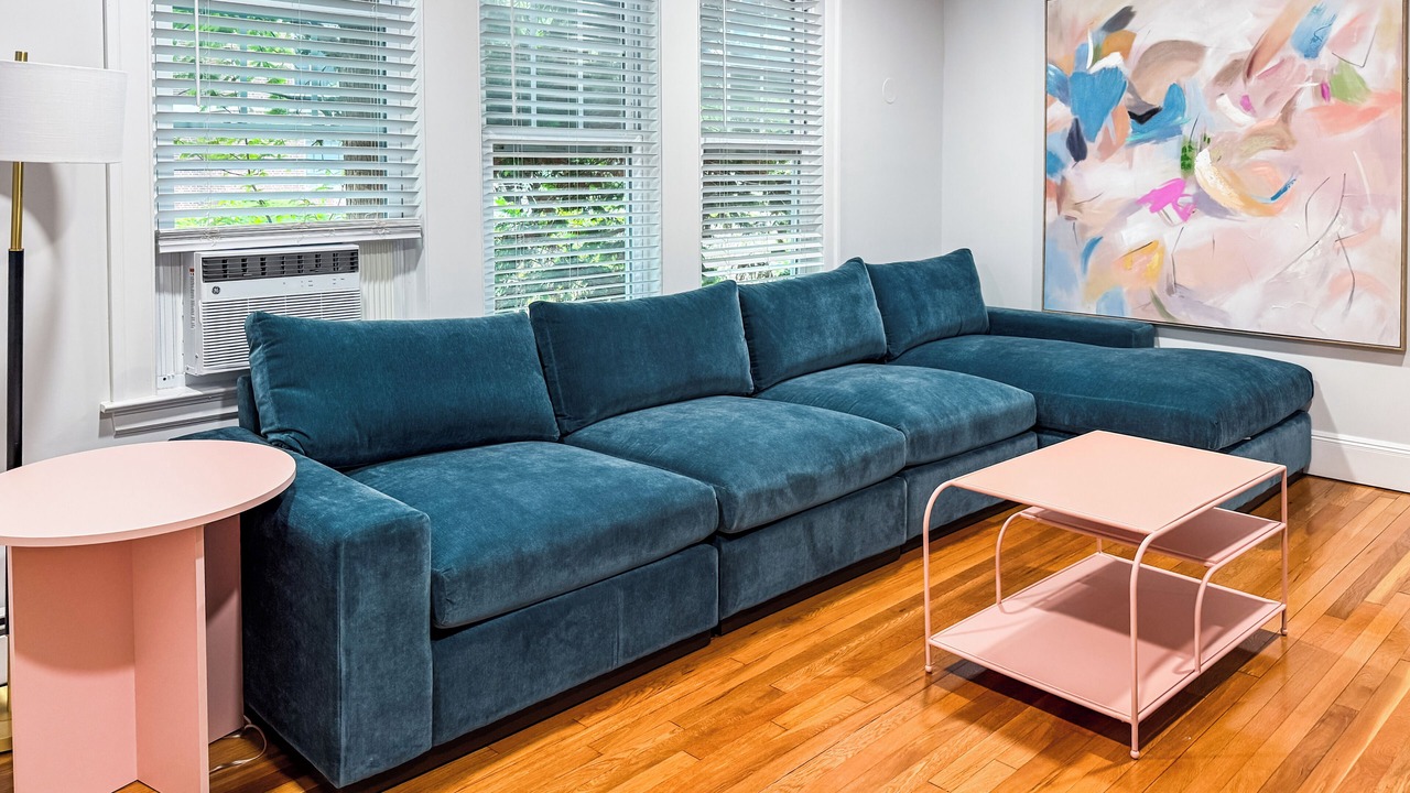 Photo of Livingroom in Newton Corner