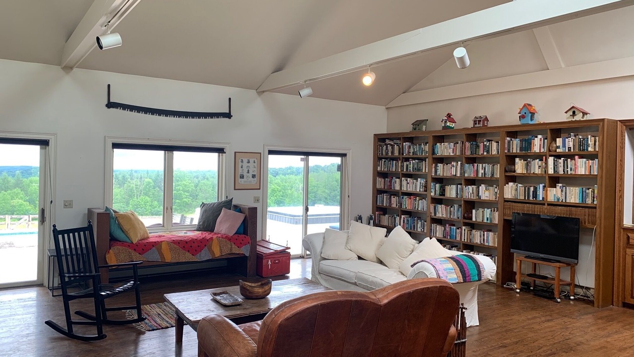Photo of Livingroom in Chatham