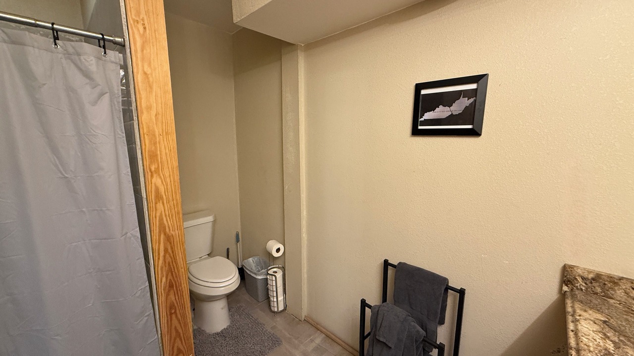 Photo of Bathroom in Matewan