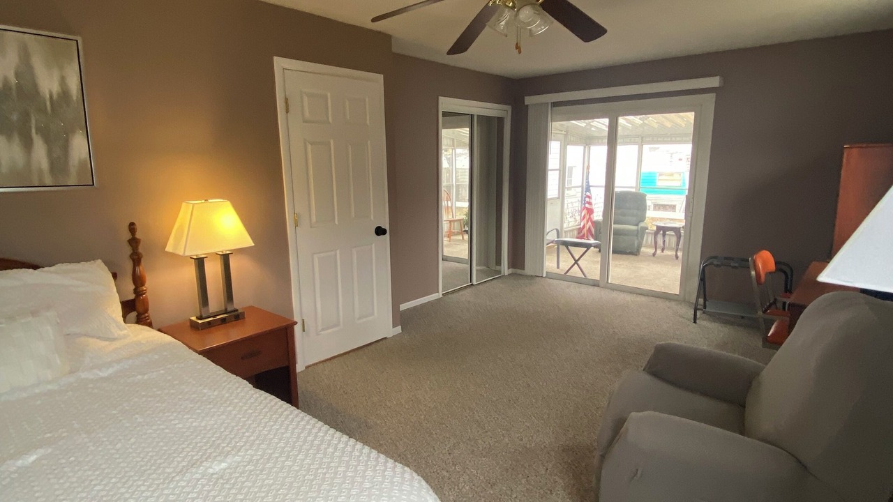 Photo of Bedroom in Kentwood
