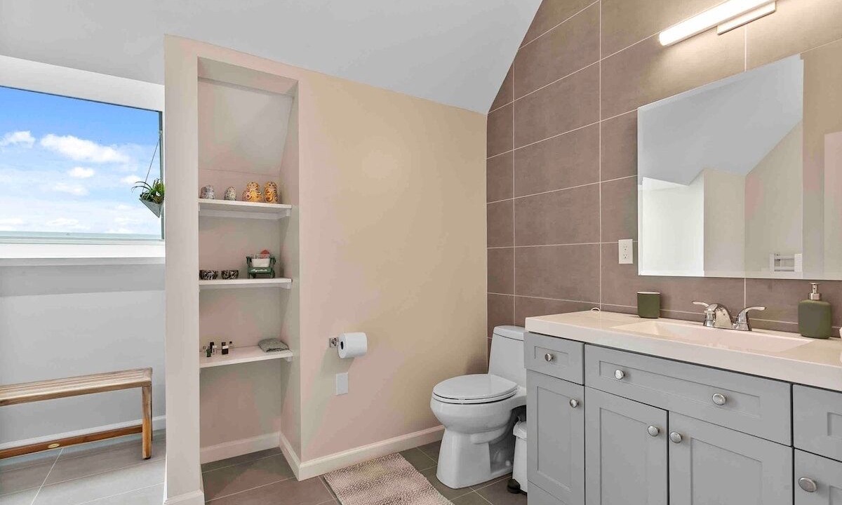 Photo of Bathroom in Mill River