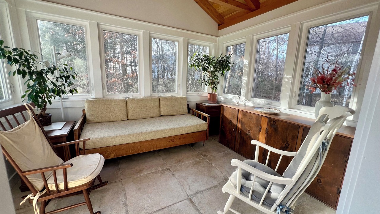 Photo of Livingroom in Hadley