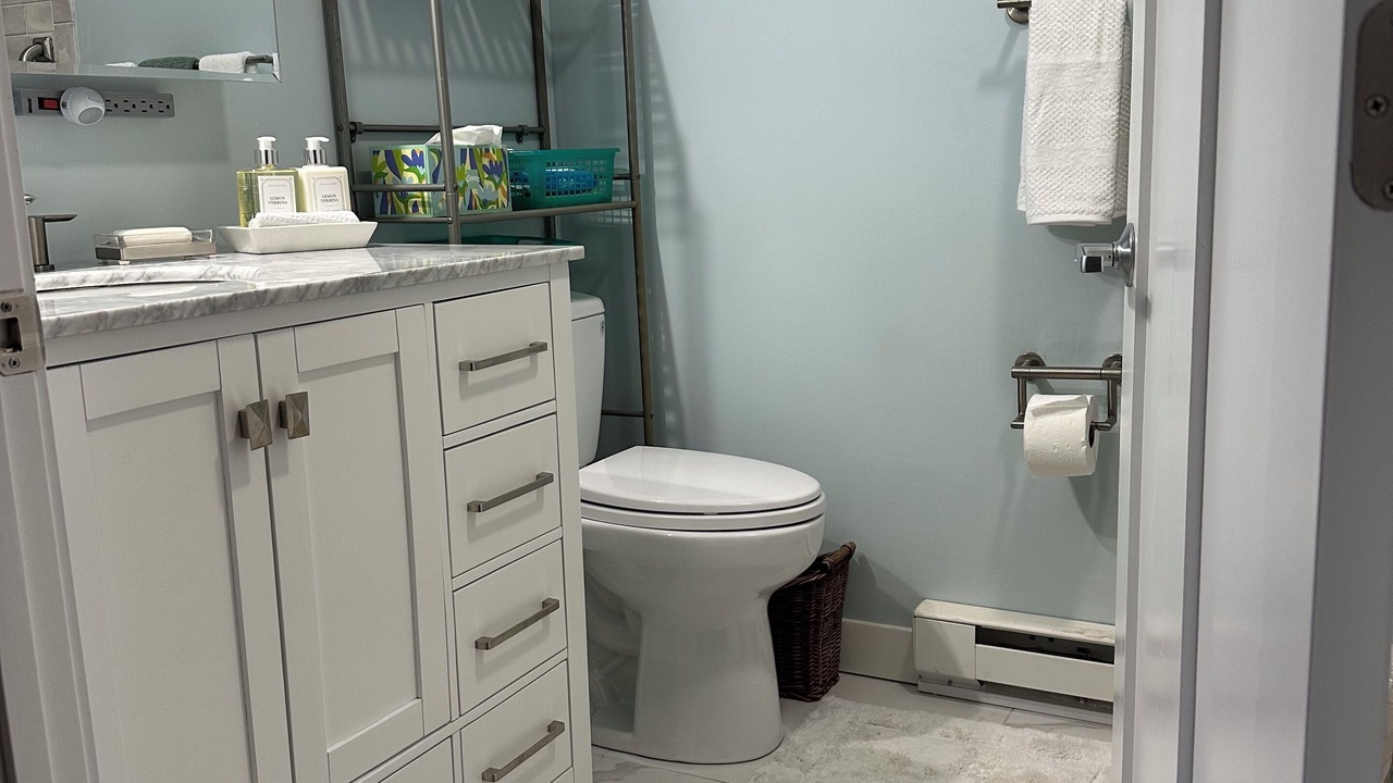 Photo of Bathroom in Hadley