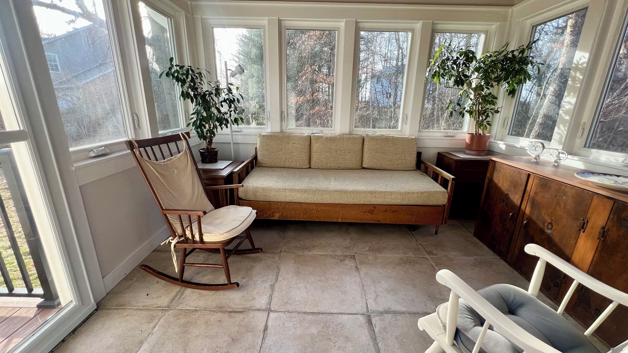 Photo of Livingroom in Hadley