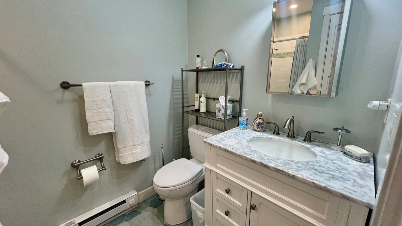 Photo of Bathroom in Hadley