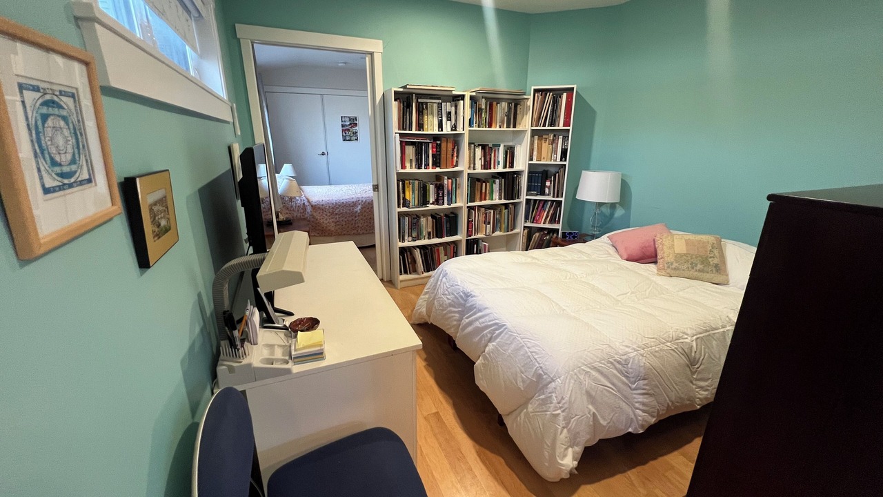Photo of Bedroom in Hadley