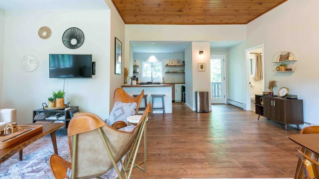 Photo of Livingroom in Morrisville