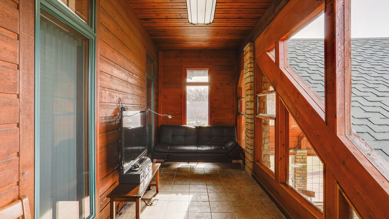 Photo of Bedroom in Fairfield Bay