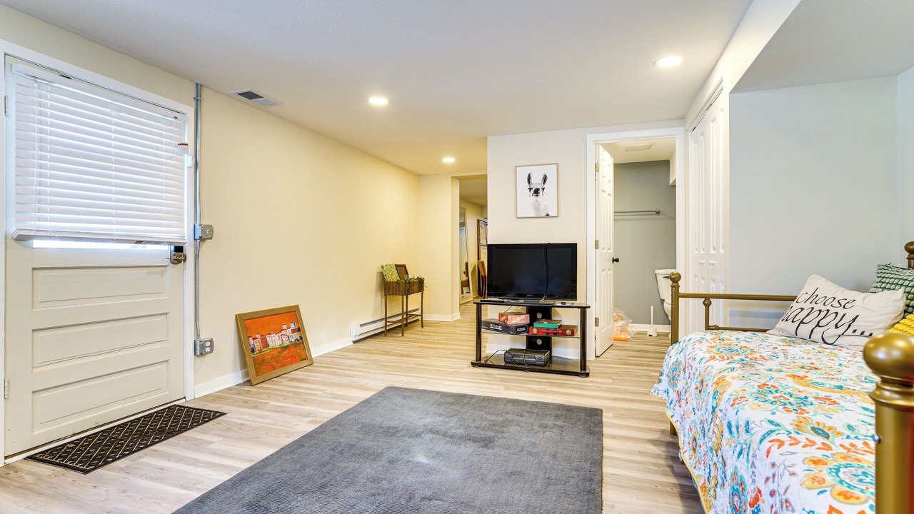 Photo of Bedroom in Isanti