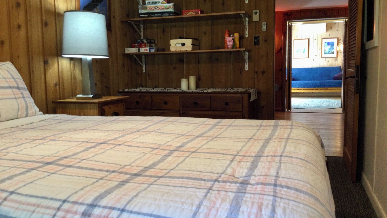 Photo of Bedroom in Alburg