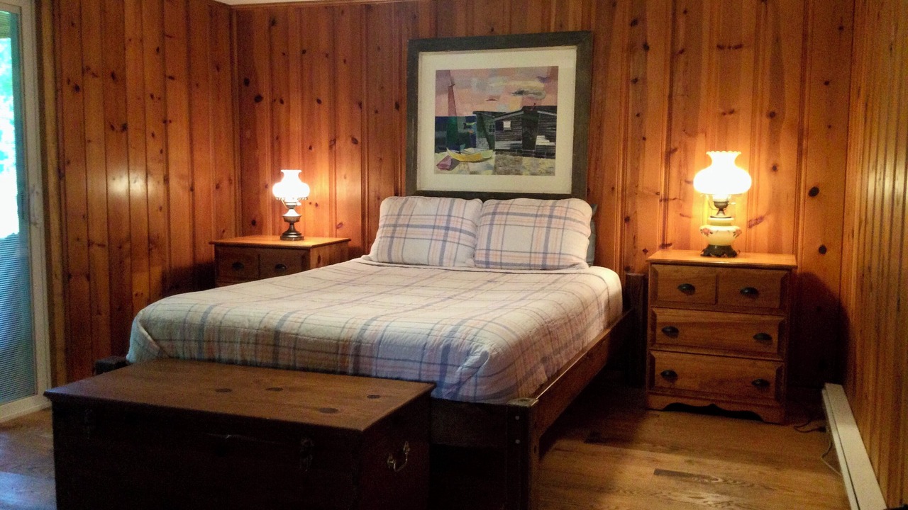 Photo of Bedroom in Alburg