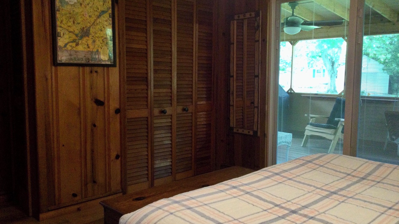 Photo of Bedroom in Alburg