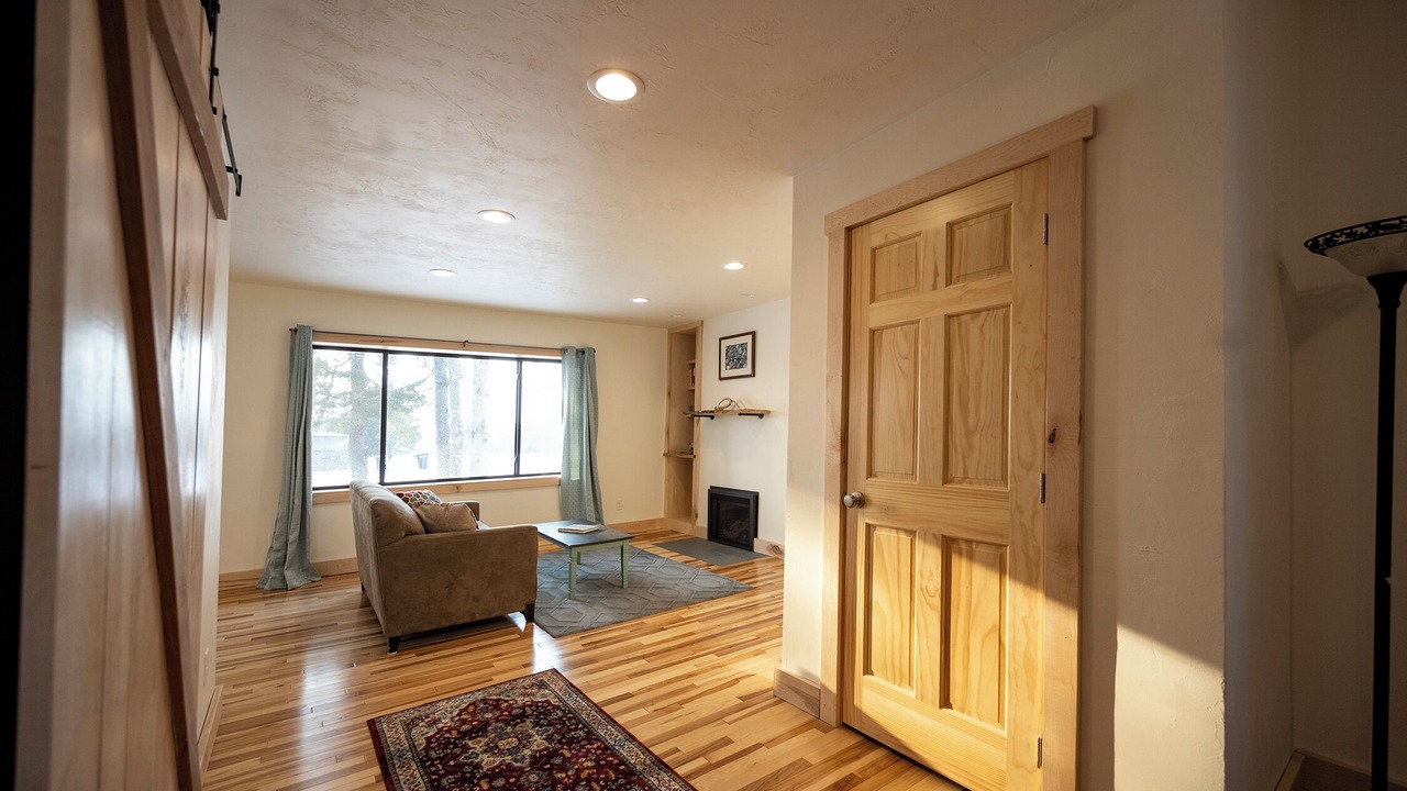 Photo of Livingroom in Washburn