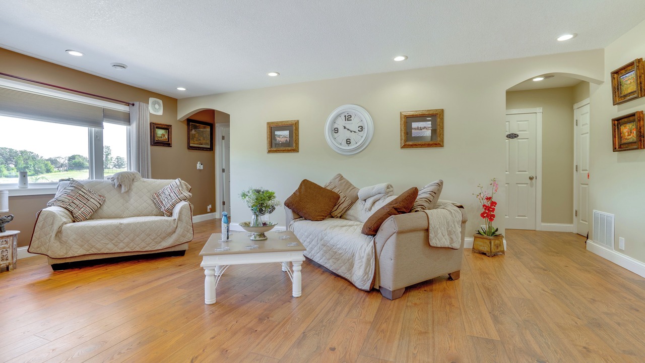 Photo of Livingroom in Webster