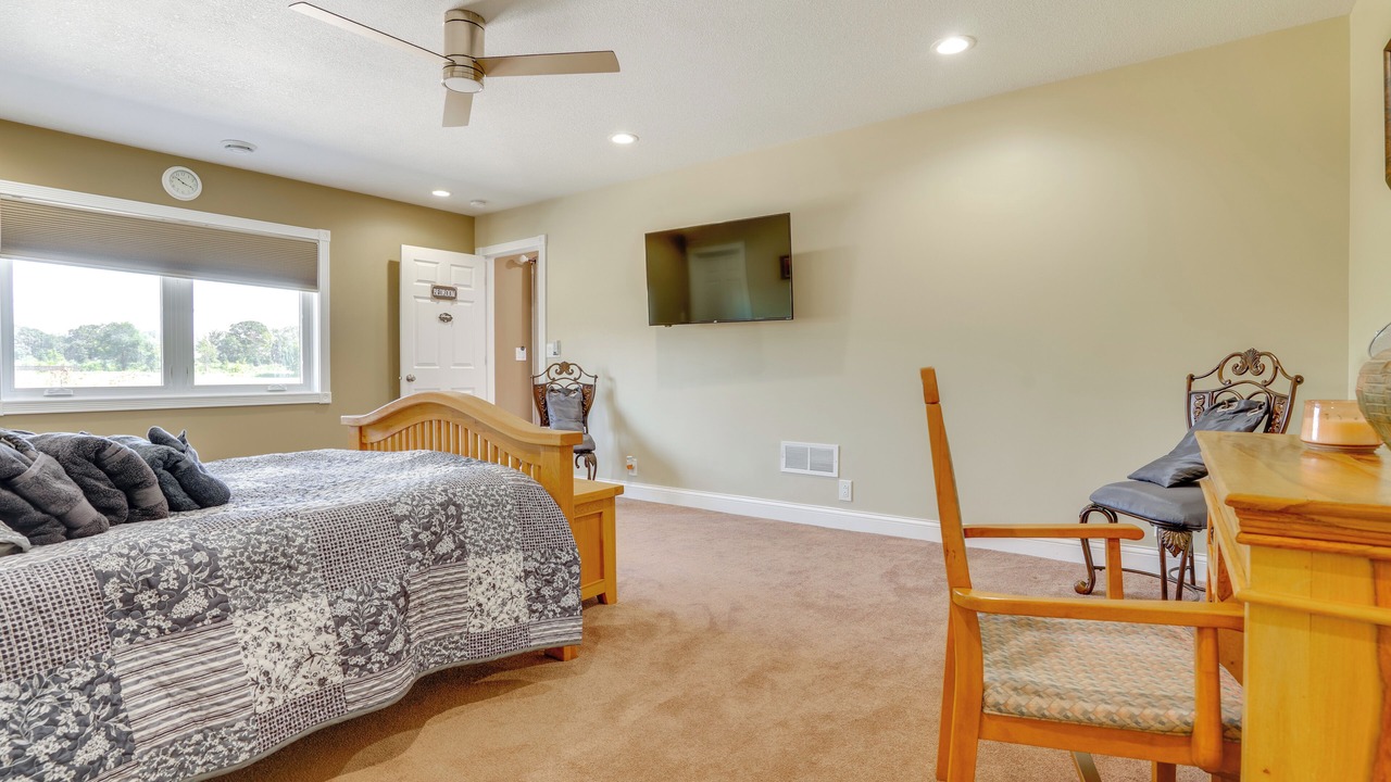 Photo of Bedroom in Webster