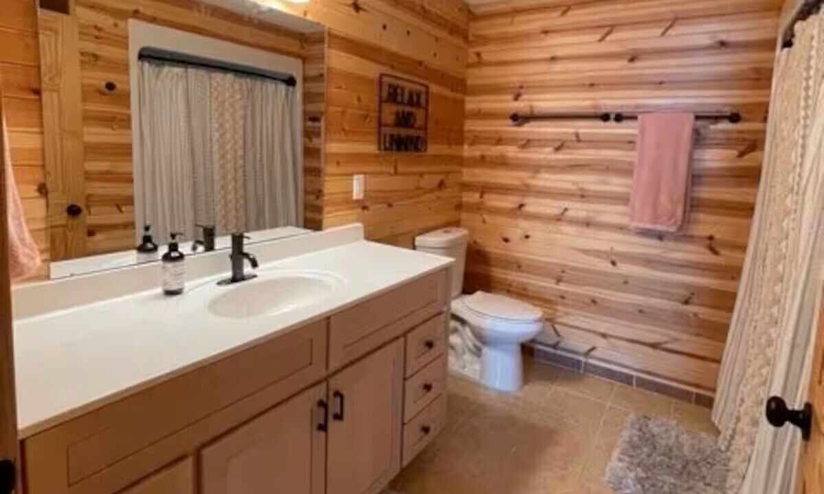 Photo of Bathroom in Pine City